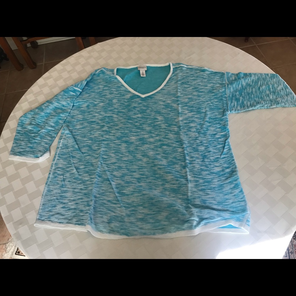 Light sweater - Picture 2 of 4